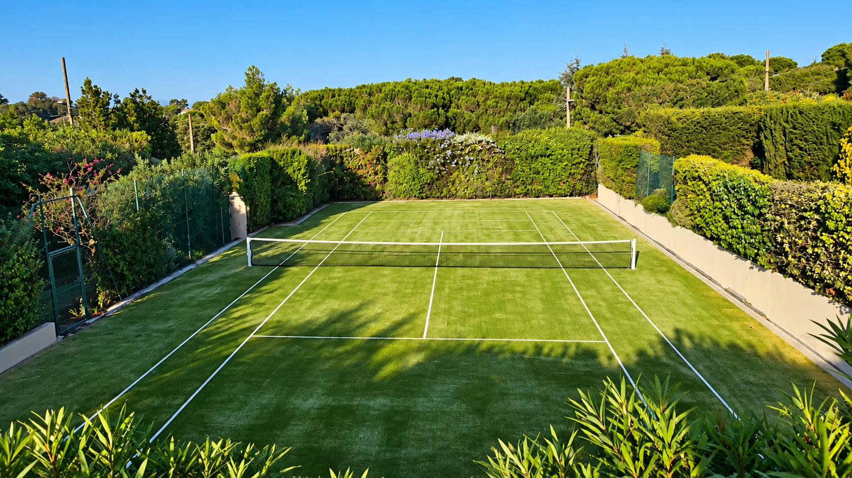 Court de tennis extérieur